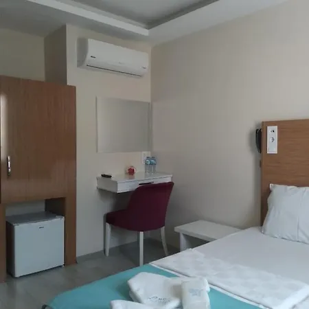 Mavi Liman Hotel *